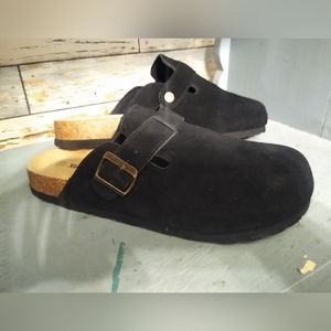 New xiakolaka black clog size 10